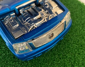 Jada Dub City 1:24 Diecast 2002 Cadillac Escalade EXT Blue Custom
