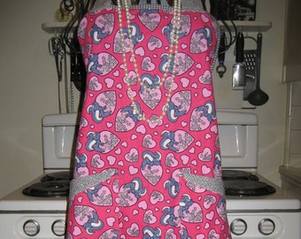 Skunk Full Apron, Love Stinks , Gift for her, Plus Size Ladies Apron, Free US Shipping, You're Divorced Apron,Love Stinks