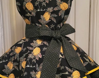 Pineapple XL Party Cooking Apron, Christmas birthday luau beach party, gift for her, housewarming gift, Free Shipping