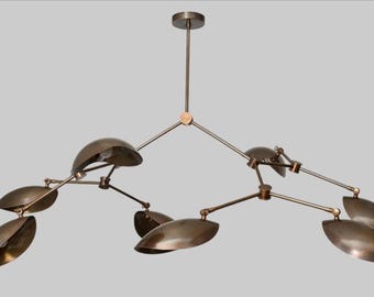 Mid-Century Sputnik Chandelier: 8-Arm Brass Shade, Stilnovo Style