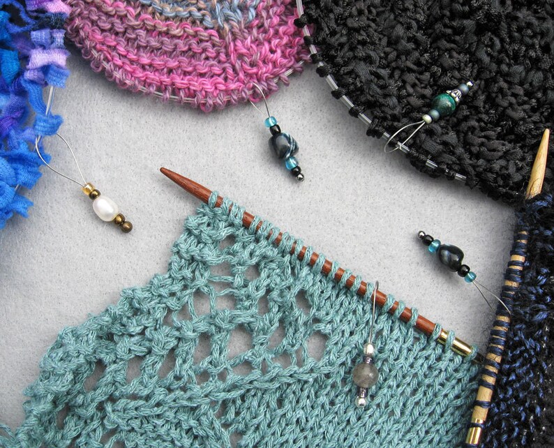 Iolite Gemstone Beads Knitting Accessory Stitch Markers for Knitting Snag Free Tool Gift for Knitters Wire Loop Markers Blue Violet
