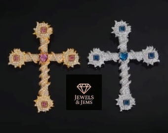 Colgante de cruz de moissanita