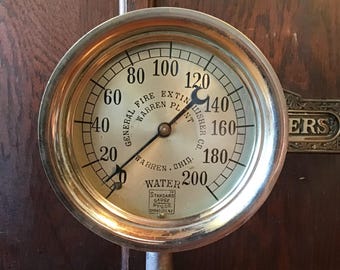 Fire Extinguisher Gauge on stand, 0 to 200 water pressure, untested. 5 inch gauge made by Standard Gauge Mfg Co Industrial Steam Punk decor.