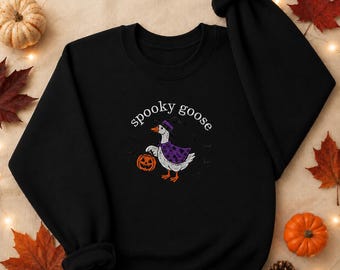 Gruseliges Sweatshirt mit Gänsestickerei | Halloween-Hexenhut-Sweatshirt mit Gänsemotiv und Rundhalsausschnitt | Gemütlicher Herbstpullover