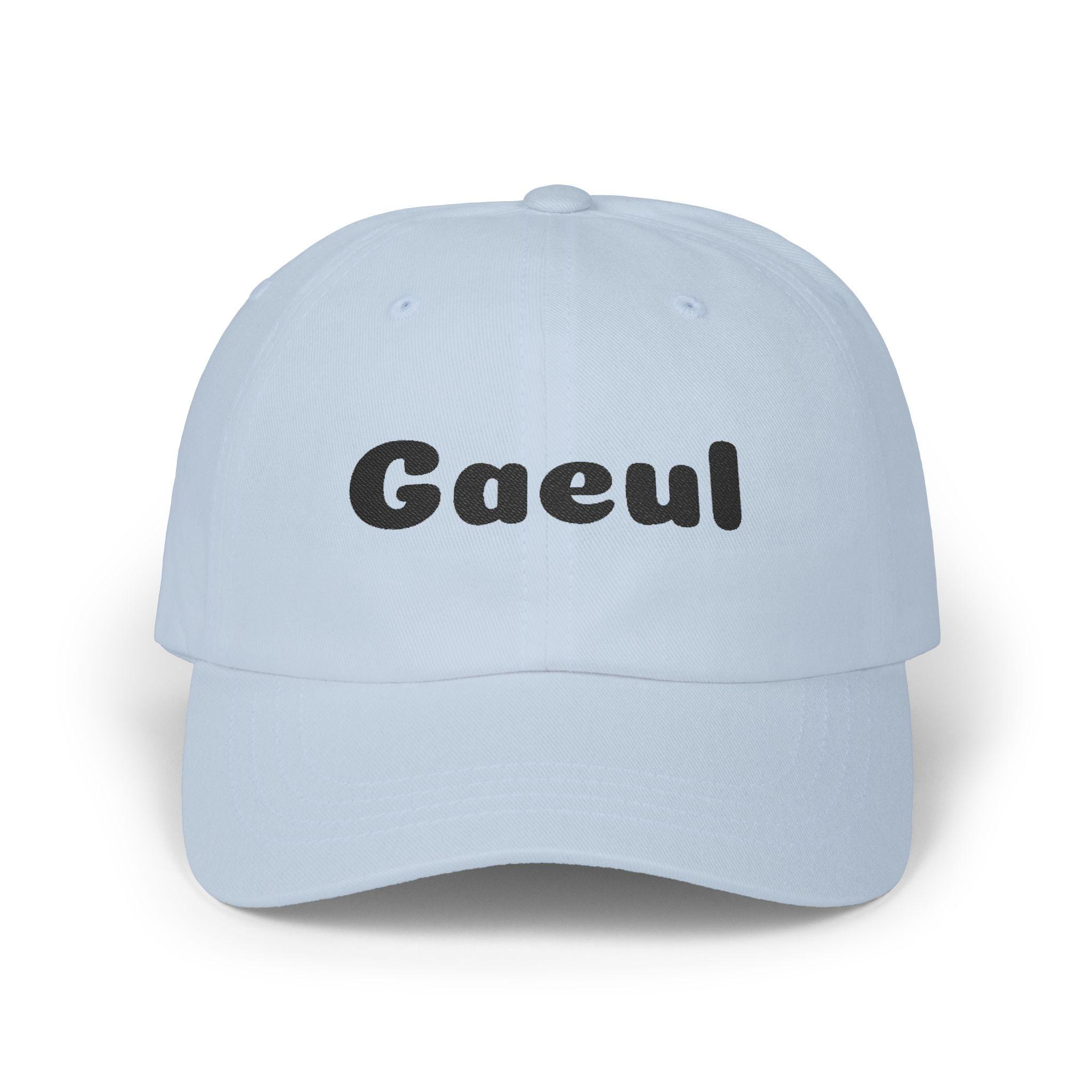 IVE◎全員直筆サイン入り◎SCOUT公式CAP IVE◎全員直筆サイン入り◎SCOUT公式CAP - メルカリ