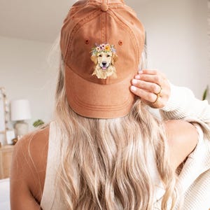 Gorra teñida con flores para perro, gorra de béisbol de golden retriever, gorra para mamá perruna, lindo regalo para amantes de los perros, gorra bohemia de animal, gorra teñida con pigmentos, regalo para ella