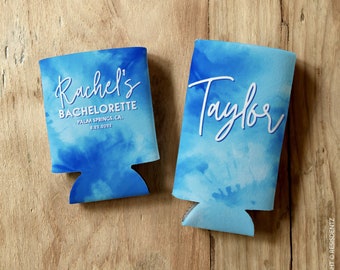 Tie Dye Cloud Blue Slim en Standard Cozies - Blikkoelers voor verjaardag bruiloft vrijgezellenfeest of evenement - tekst aanpassen - bulkkorting