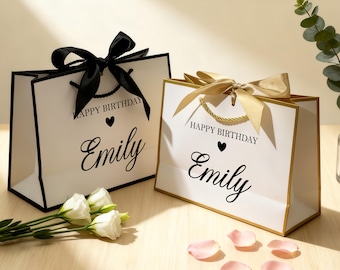 Sacolas de presente personalizadas para aniversário, sacolas de presente com nome personalizado, sacolas de aniversário para ela, sacolas para festa de aniversário, sacola de presente personalizada, sacolas de presente com gravata borboleta