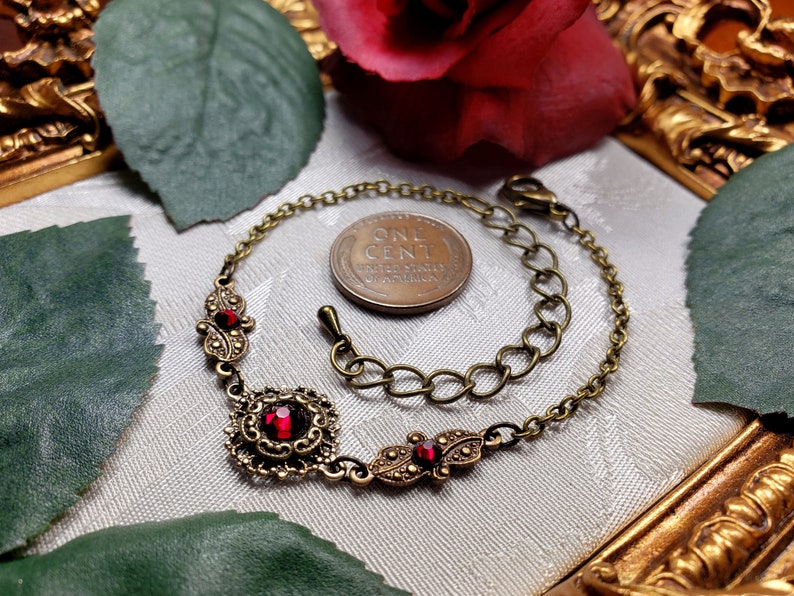 Blood Red Victorian Bracelet, Crimson Gothic, Scarlet Red Edwardian, Garnet Red Steampunk, Antiqued Gold Bronze, Titanic Temptations 22001 imagem 4