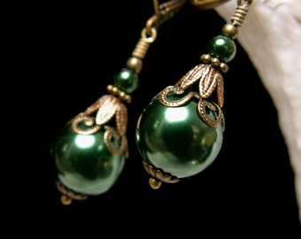 Dark Green Pearl Victorian Earrings, Forest Green Gothic, Emerald Pearl, Hunter Edwardian Bridal, Antique Gold Bronze, Titanic Temptations