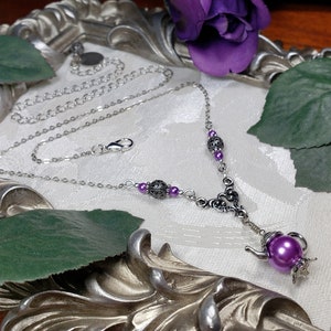 Pendentif de théière en perle violette, perle de cristal daméthyste, théière lilas charme collier victorien, théière antique en argent Titanic Temptations 21012 image 9