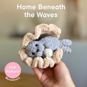 Patrón de ganchillo de foca en concha marina con perla / «Hogar bajo las olas» / Amigurumi / PDF en inglés