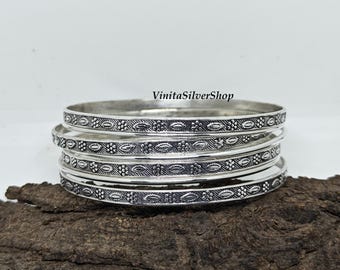 Conjunto de brazaletes de plata de ley oxidada: joyería tradicional india
