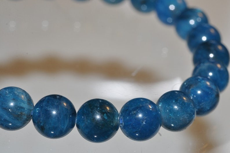 I1213 7.5 Precious GemsTop Grade~Genuine Un-Treated Rich ELECTRIC BLUE APATITE Unisex Stretch Bracelet 24 Beads 8mm