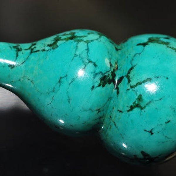 One Piece 16X24mm Blue TURQUOISE MAGNESITE Carved Bottle Gourd (Wu Lou) Calabash Bead Pendant - F0942