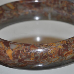 Diámetro interior 59mm "Sustancial / Vida pacífica"~ Natural BAMBOO LEAF JASPER Brazalete sólido tallado a mano // Regalo especial - B1273