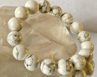 8.2" "Artistic Expression/Insight/AAA+"~Natural Canada White Gray Howlite Unisex Large Smooth Round Bracelet - 13mm - 16 Beads - N1409