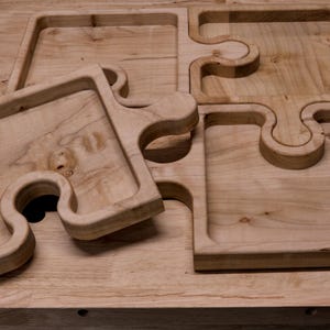 16&quot;x16&quot; maple puzzle tray