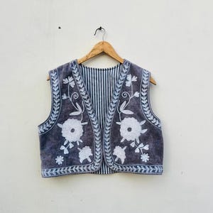 Boho Velvet Suzani Embroidered Vest – Sleeveless Jacket, Handmade Tribal Waistcoat, Ethnic Festival Clothing, Bohemian Velvet Vest for Women