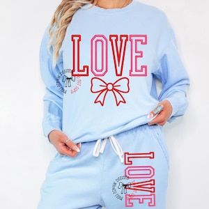 Love PNG, Girly Valentines Coquette geborduurde png, shirt Coquette Love, trendy striksublimatie, Valentijnsdag png, preppy V-Day-shirt