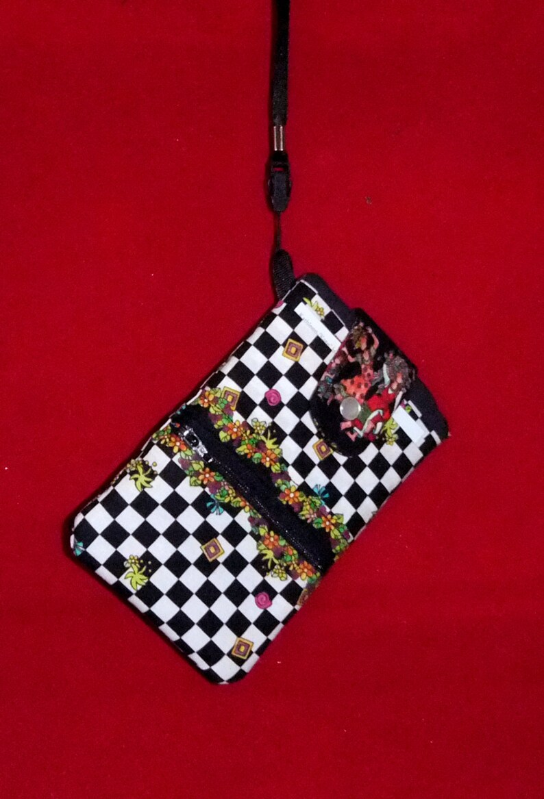 Smartphone/iphone Wallet Case on lanyard image 2