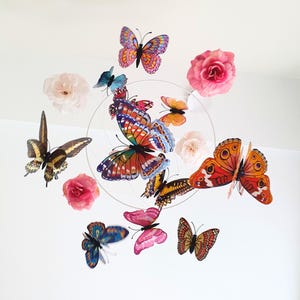 Butterfly Baby Mobile for Nursery, Realistic Butterfly, Butterfly and Flower Mobile, Ceiling Mobile, Girls Mobile, Nursery Decor