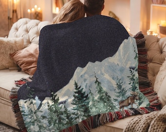 Hand-Woven Mountain Cabin Blanket – Cotton Throw with Colorful Fringe