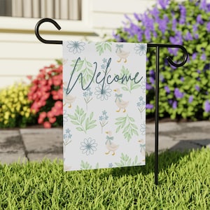 Cottagecore Goose Garden Flag – Floral Welcome Banner image 5