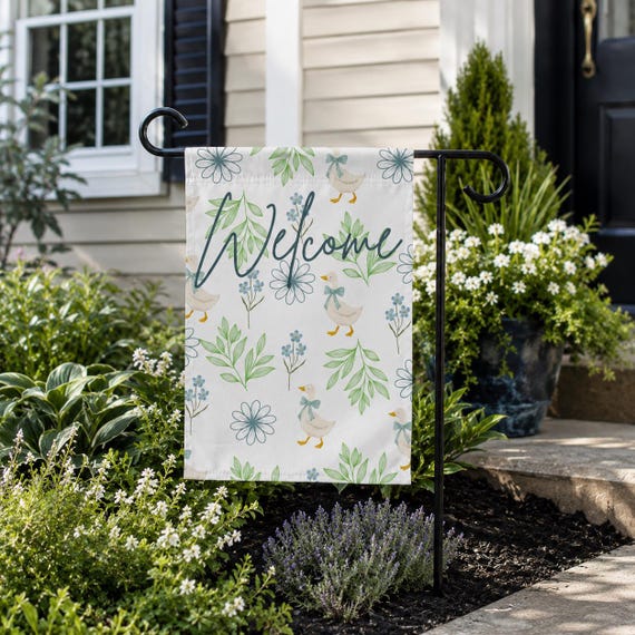 Cottagecore Goose Garden Flag – Floral Welcome Banner