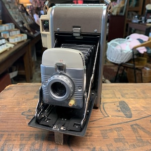 Vintage Polaroid Land Camera Model 80A