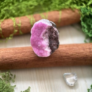 Cobaltoan Calcite Rings, Pink Rings, Raw Crystal, Crystal Jewelry, Natural Gemstone, Cocktail Ring, Statement Ring