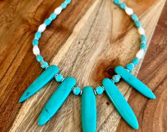 Turquoise Magnesite and Freshwater Pearl Spike Necklace