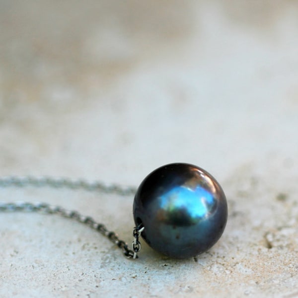 Black pearl necklace - silver necklace with sliding freshwater pearl