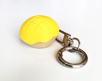 Pineapple Bun Fidget Clicker Keychain: 3D Printed Food Toy Charm