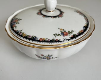Wedgwood Osborne China Sugar Bowl English Floral Round Bowl with Lid N35