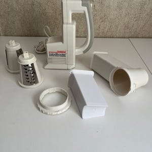 Vintage Presto Salad Shooter 291001 Electric Slicer Grater Shredder Tested and Working