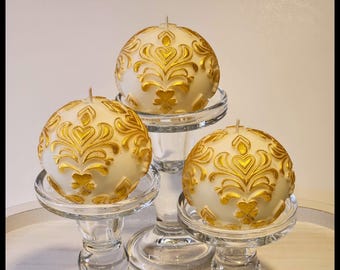 Elegant Hand-Painted Gold Heart Sphere Candles – White & Gold Wedding Decor – Romantic Centerpieces