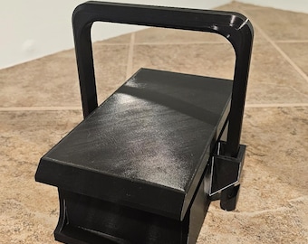 E-Z Press 6-cell Soil Blocker