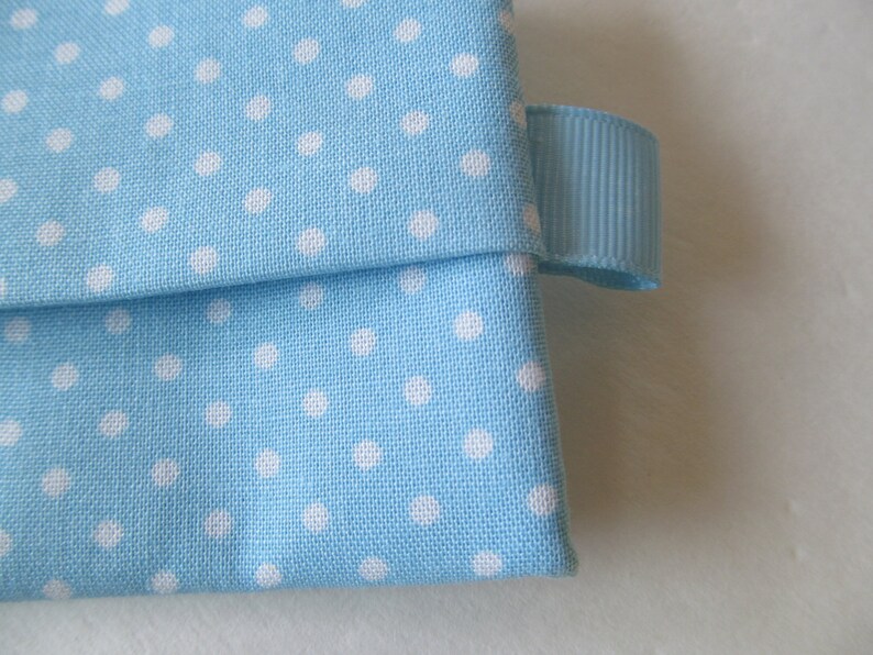 Tissue CaseWhite Dot On Pale Blue