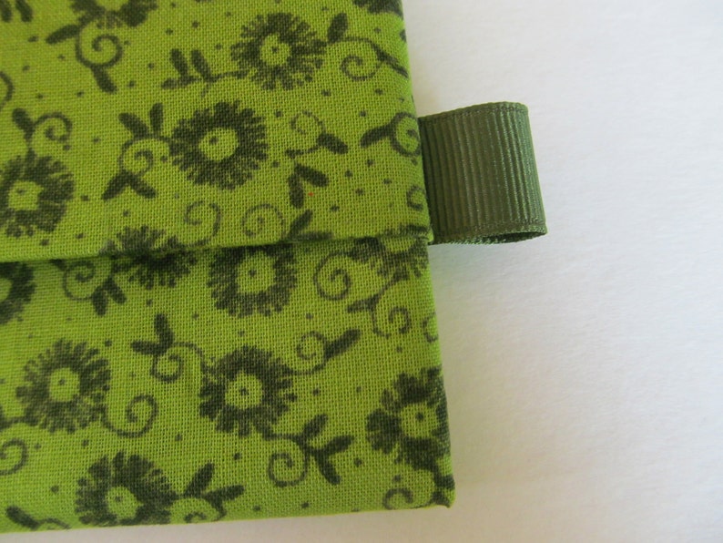 Tissue CaseGreen Flower