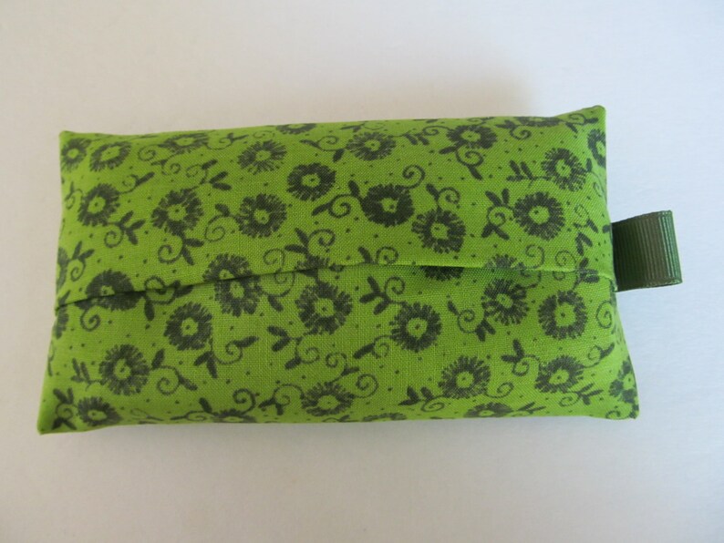 Tissue CaseGreen Flower