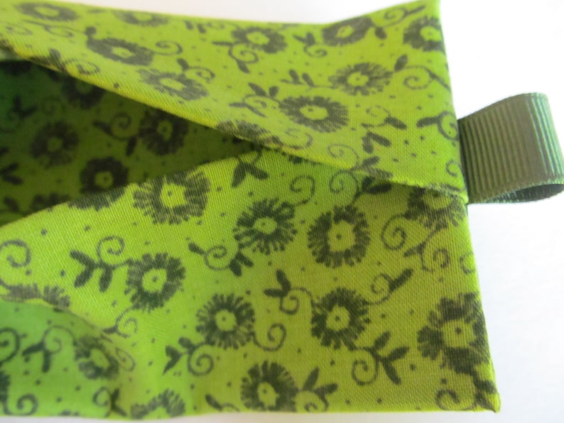 Tissue CaseGreen Flower