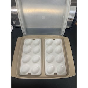 Vintage Tupperware Deviled Egg Carrier Keeper Holder Lid Almond Tan #7232
