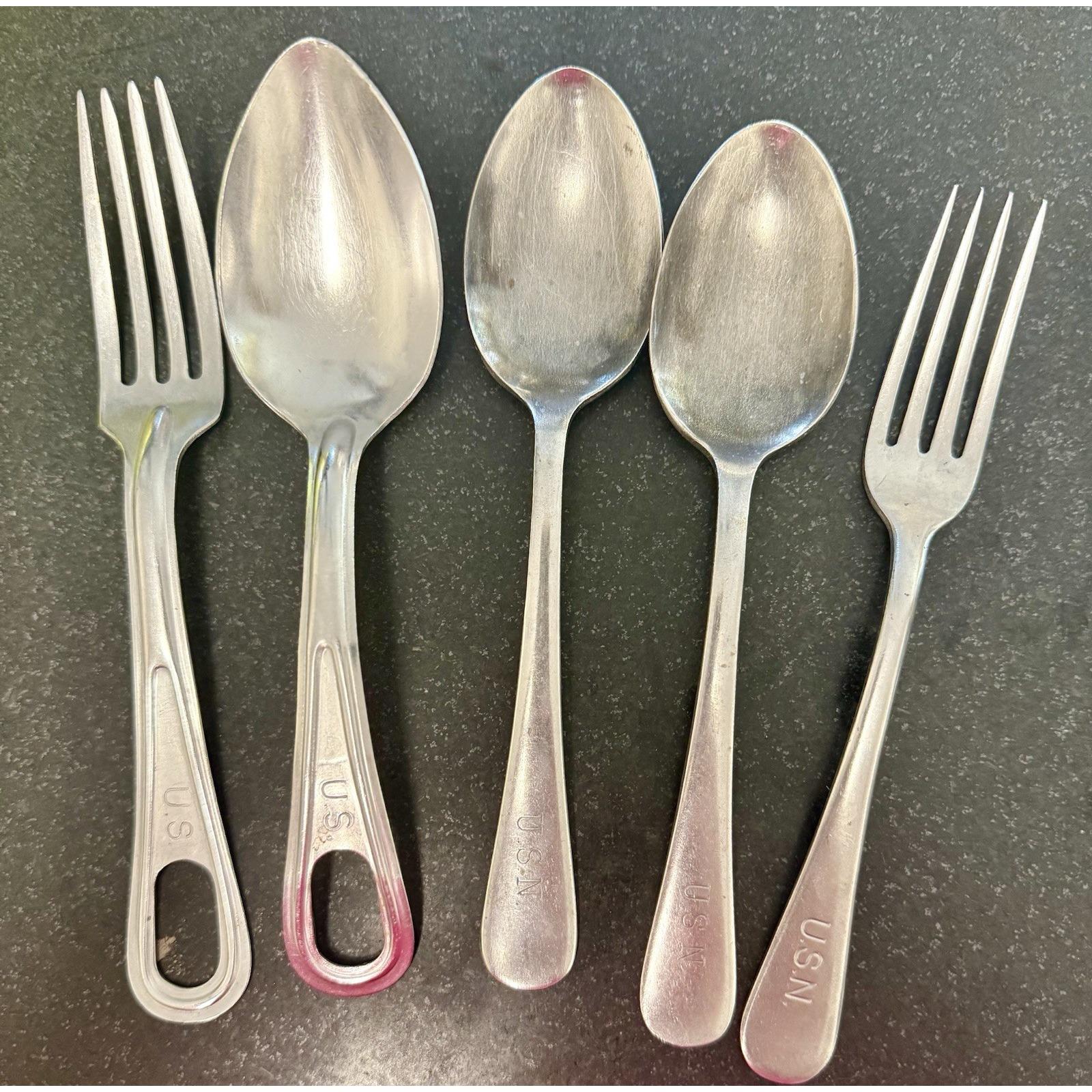 ビンテージ　USN インターナショナル シルバー カンパニーカトラリー　米国海軍 Lot Of 16 Vintage USN US Navy Silver Plated Ornate
