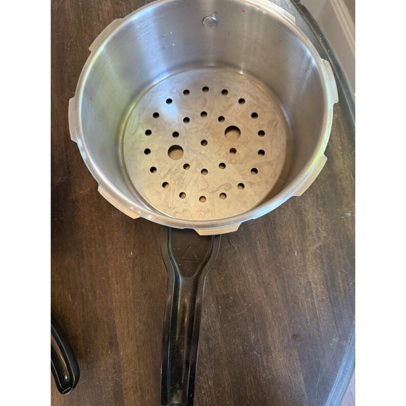 Vintage Presto Aluminum 409A - 6 Qt Pressure Cooker Stove Top W/ 2 Weights image 5