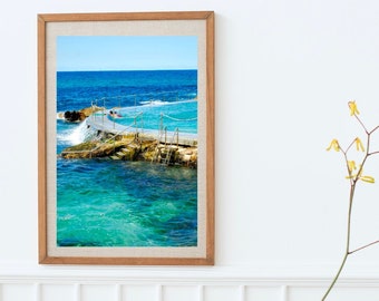 Brontë Ocean Pool - fotografie-afdruk | Muurkunst foto - Sydney Australië - Strand Stille Oceaan - Zwemmen Zeewater Aquablauw Zomerdecoratie