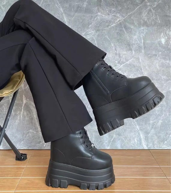 男女兼用 コスプレ用 20cm 隠し厚底ブーツ - Etsy 日本