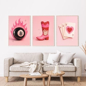 Set de arte digital retro rosa para pared: Impresión de bota de vaquera, bola mágica 8 y cartas de corazón, 300 DPI, arte rosa para pared, set de impresiones retro, obra de arte digital