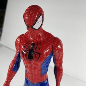 Spider-Man Titan Hero Series 12” Action Figure Hasbro 2013 Marvel Avengers Toy Loose Joints Used Collectible image 8