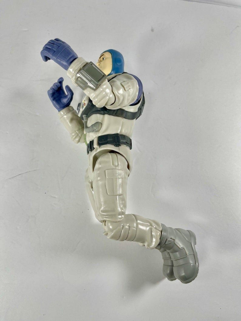 Disney Pixar Lightyear Buzz Lightyear XL-01 Action Figure 12 Inch Mattel 2021 Articulated Toy Star Command Space Ranger image 12